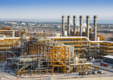 کاهش ۷۰ درصدی آلاینده‌های صنعت گاز ایران تا ۳ سال آینده