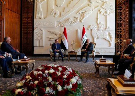 ورود سیسی به عراق پس از ۳۰ سال/ استقبال الکاظمی از رئیس‌جمهوری مصر و پادشاه اردن