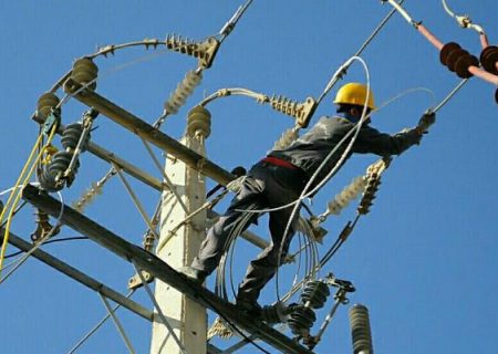مدیرعامل برق استان بوشهر: باران و رعدوبرق ۳.۹ میلیارد تومان به برق استان بوشهر خسارت زد