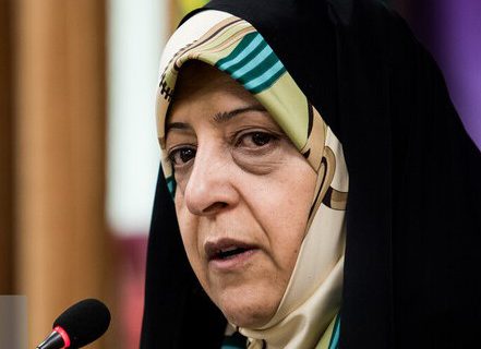 واکنش ابتکار به اعتراض یک زن به بی‌آبی خوزستان: صدای مردم را بشنویم