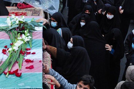 بدرقه تا بهشت؛ وداع بوشهری‌ها با ۴ شهید گمنام دفاع مقدس