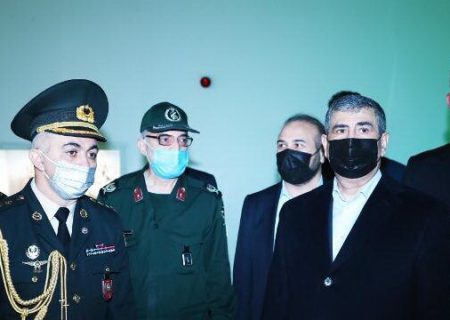 وزیر دفاع جمهوری آذربایجان نظاره‌گر جهاد ایرانیان