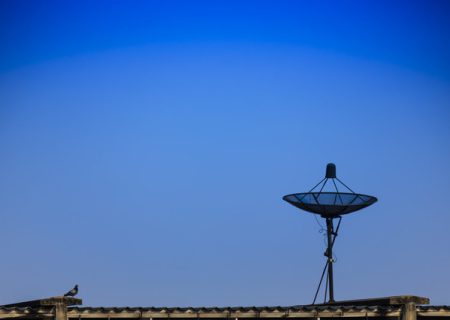 دور زدن طرح «صیانت» با اینترنت ماهواره‌ای استارلینک امکان‌پذیر است؟