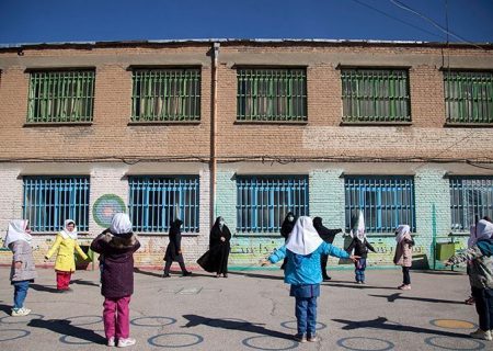 تکرار اقدام غیرقانونی شرکت آبفای تهران در قطع اشتراک آب مدارس با وجود حضور دانش‌آموزان در مدرسه!
