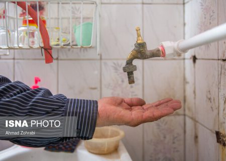 امام جمعه شهرستان دیّر: مردم دیّر آب درست و درمانی ندارند