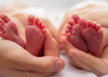 رخدادی نادر در بیمارستان سمنان با تولد ۴ نوزاد پسر دوقلو در یک روز