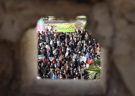 تصاویر اختصاصی راهپیمایی بیست و دوم بهمن ماه در برازجان